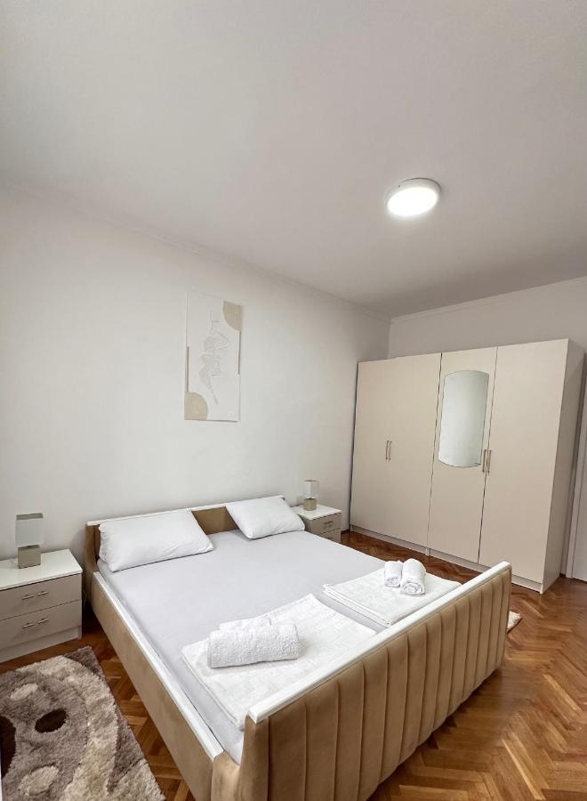 Apartment D-Moll Sutomore Eksteriør bilde