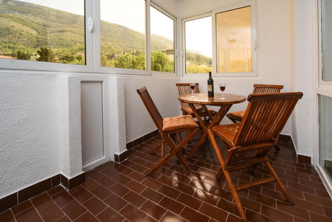 Apartment D-Moll Sutomore Eksteriør bilde